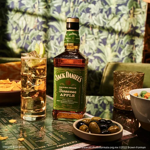 Jack Daniel's Apple