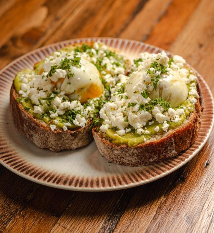 Tostadas Avocado