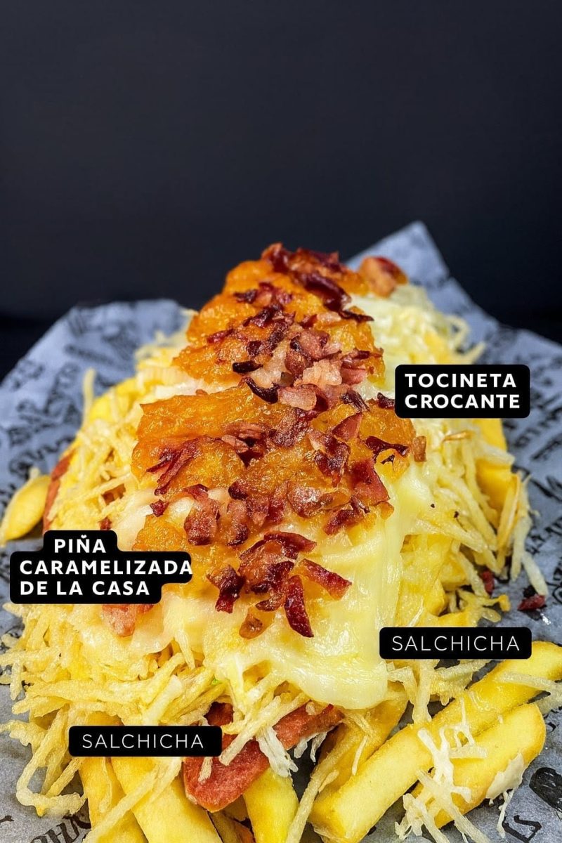Salchipapa Hawaiana
