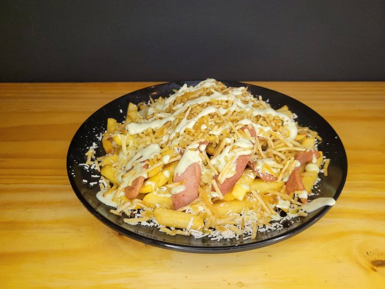 Salchipapa Tradicional