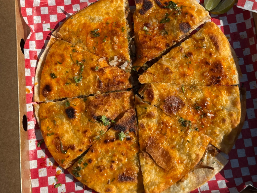PIZZA DE BIRRIA