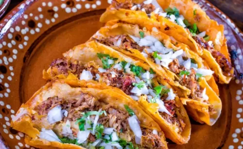 TACOS DE BONDIOLA PULLED PORK