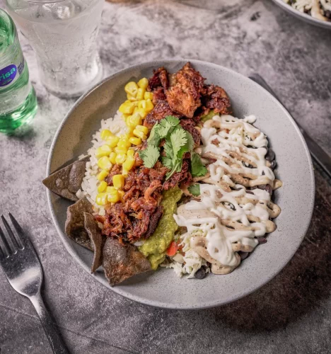 Bowl Carnitas de Cerdo