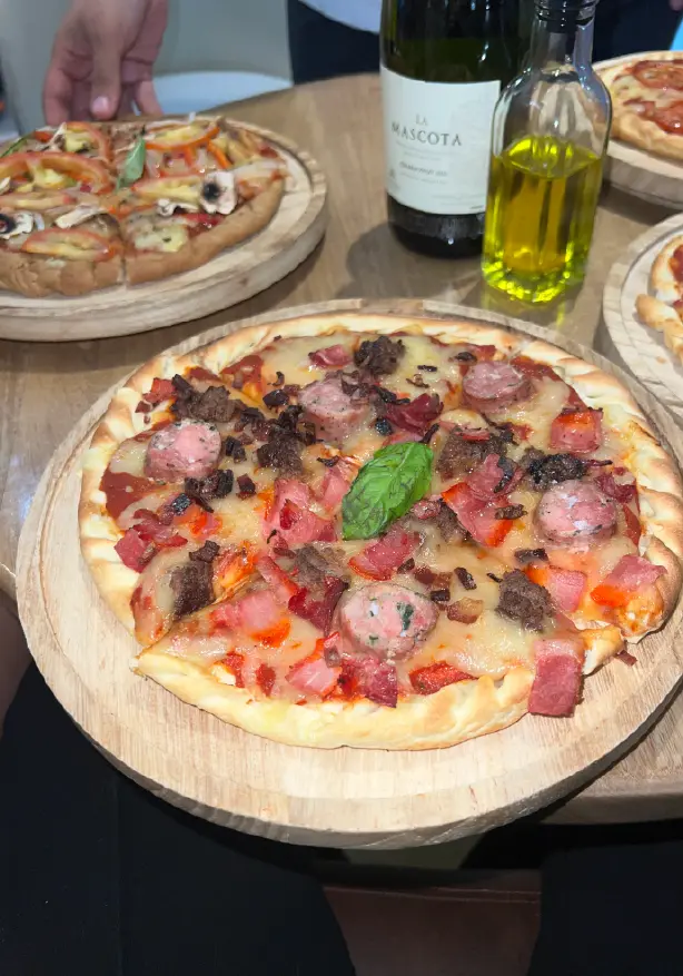 Pizza 4 Carnes