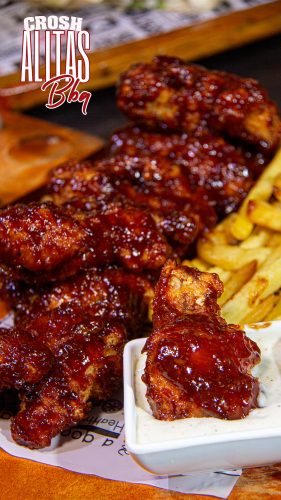 Alitas crocantes salteadas