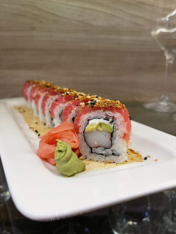 Tuna Tomix Roll