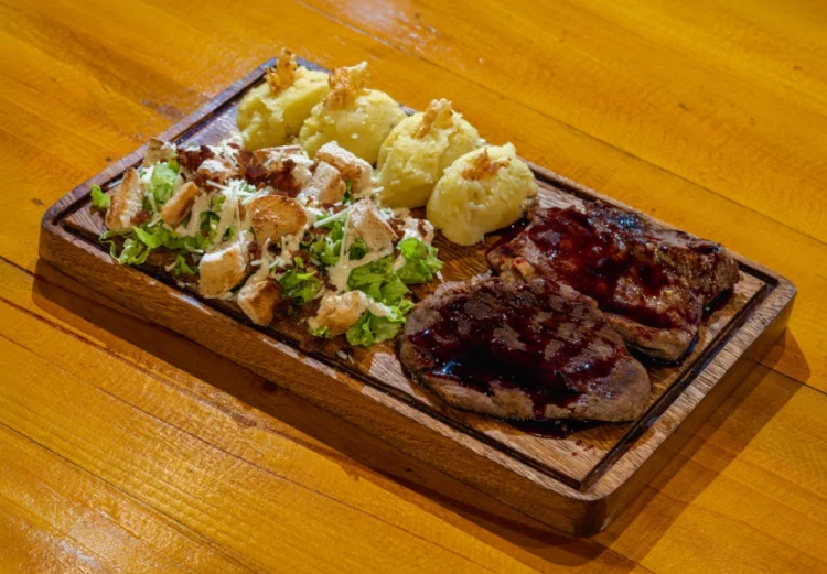 Lomo en Salsa de Vino