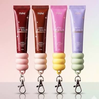 Bálsamo con color Kiss Lip Balm Majikal