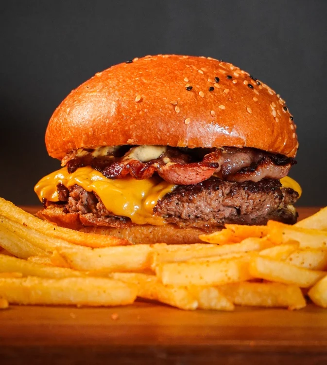 CHEESE BURGER
