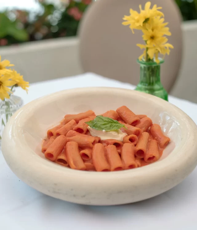 Rigatoni al Vodka con Ricotta