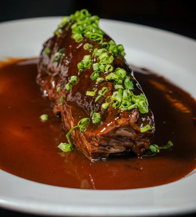 Costilla de Toro Miura en Cerveza Negra