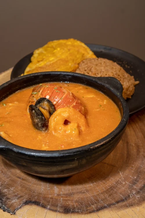 CAZUELA DE MARISCOS
