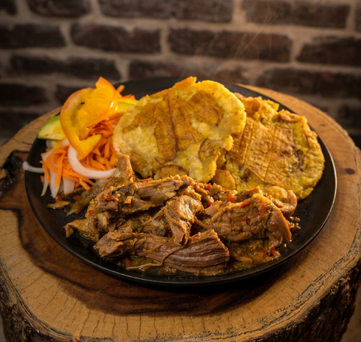 CHIVO OYE BONITA