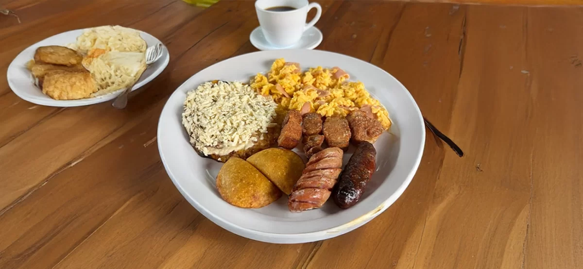 Pailas Restaurante Parrilla & Bar