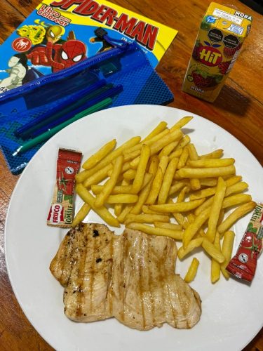 Carne o Cerdo o Pechuga Asada Kids