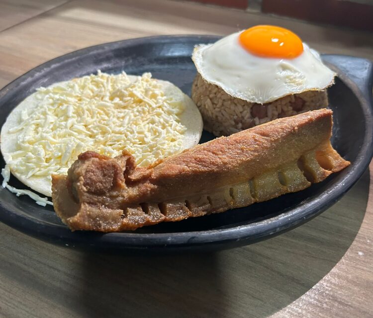 Calentao de Chicharrón