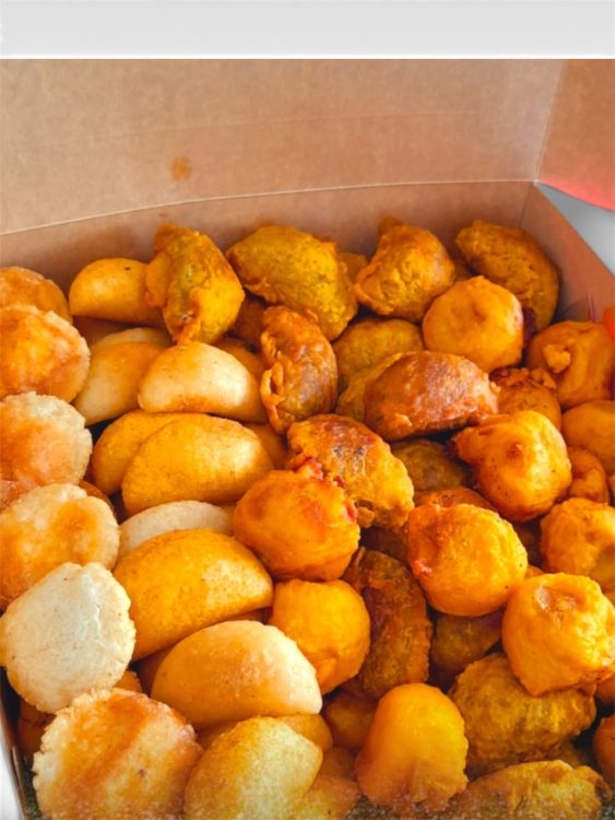 Caja De Típicos