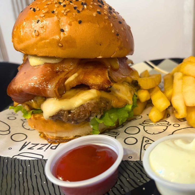 Americana Mixta